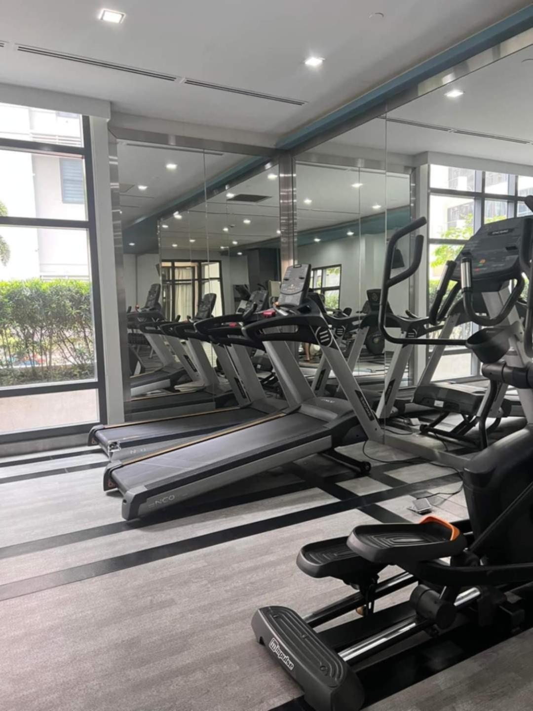 J&m Cozy Retreat - Mckinley Hill, Bgc *
