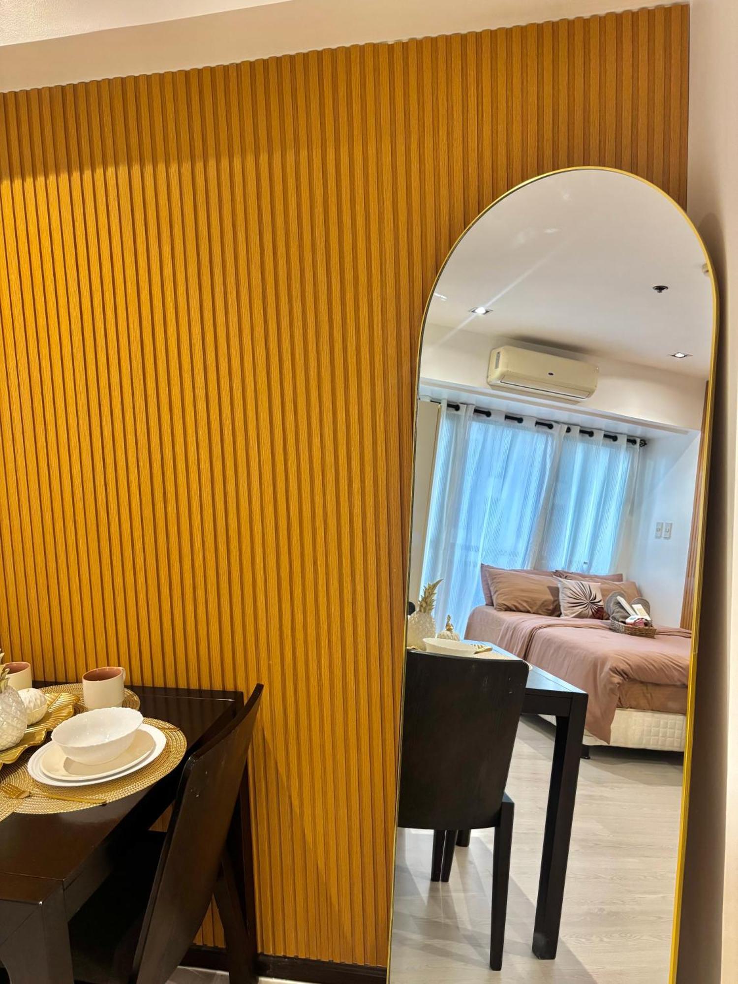Elixirstaycation At Knightsbridge Residences Aparthotel *