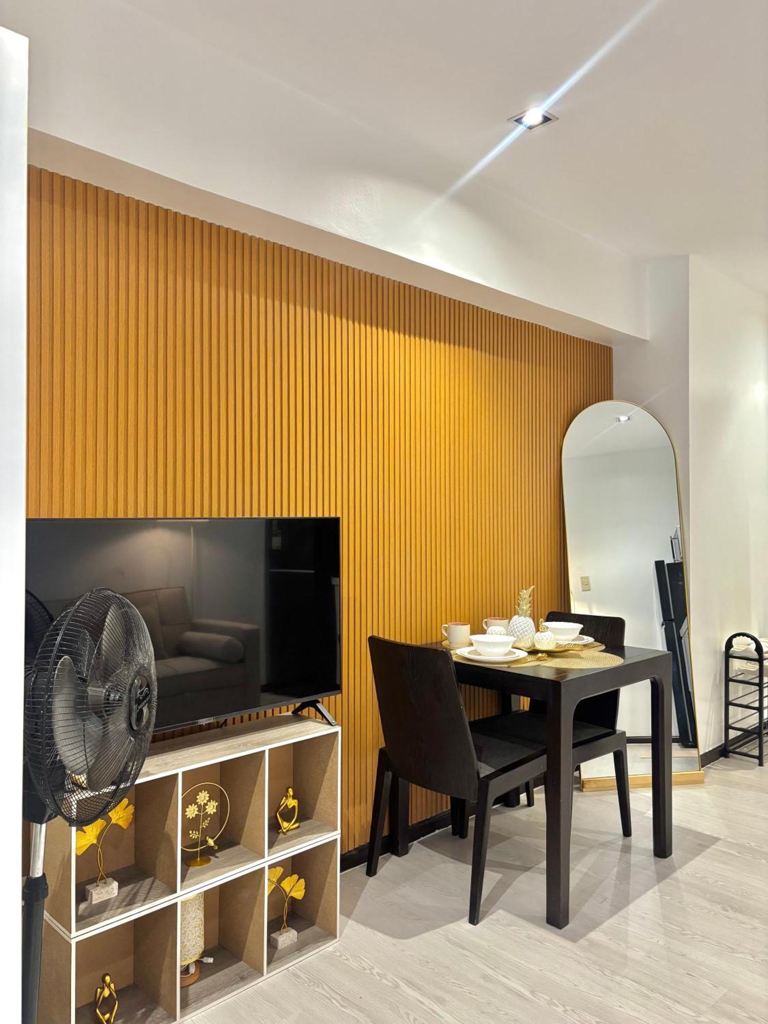 Aparthotel Elixirstaycation At Knightsbridge Residences Manila