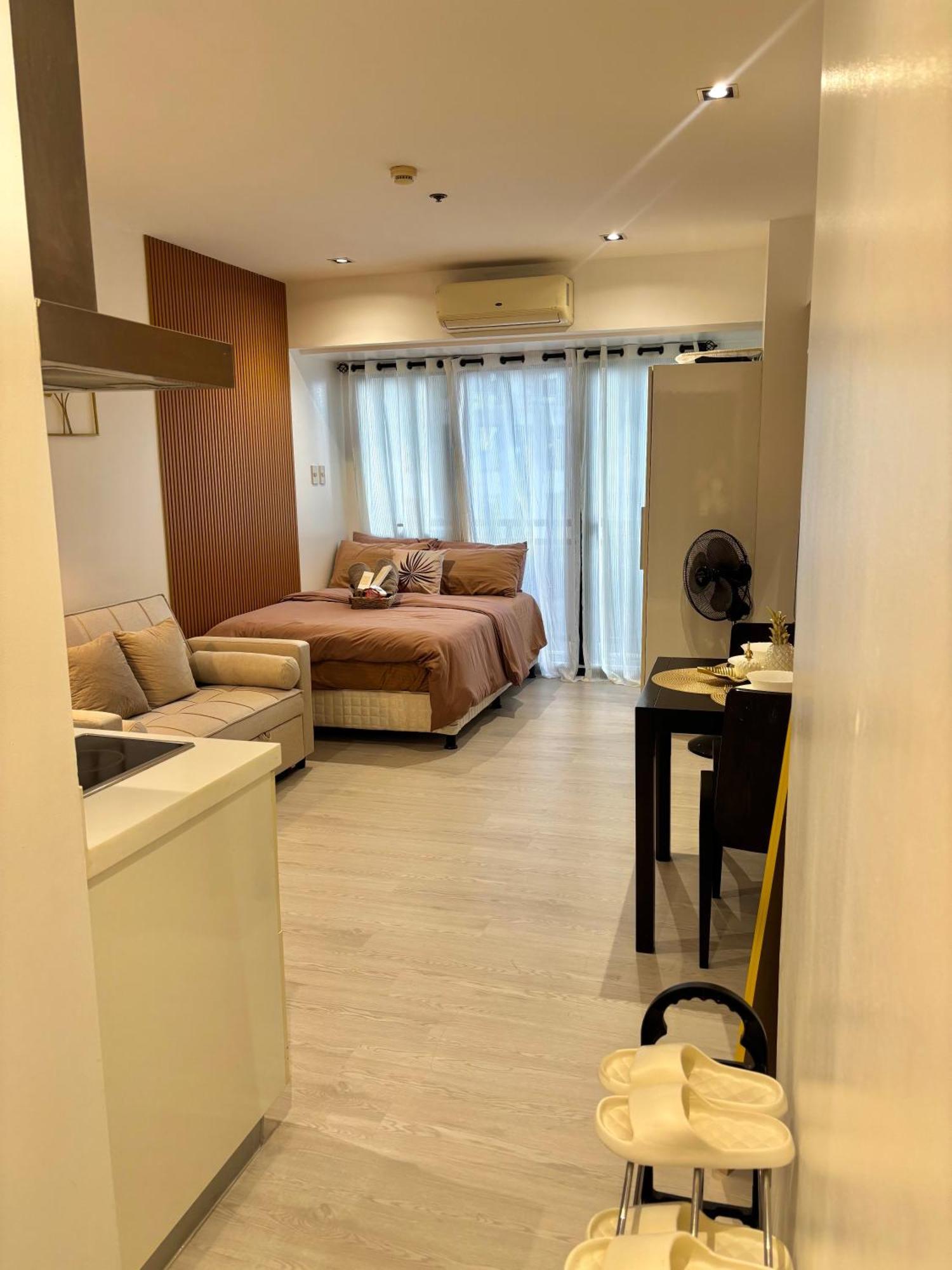 Elixirstaycation At Knightsbridge Residences
