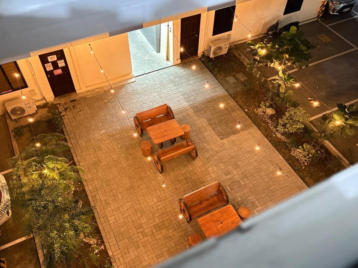 Apartment Urban By Nico Manila