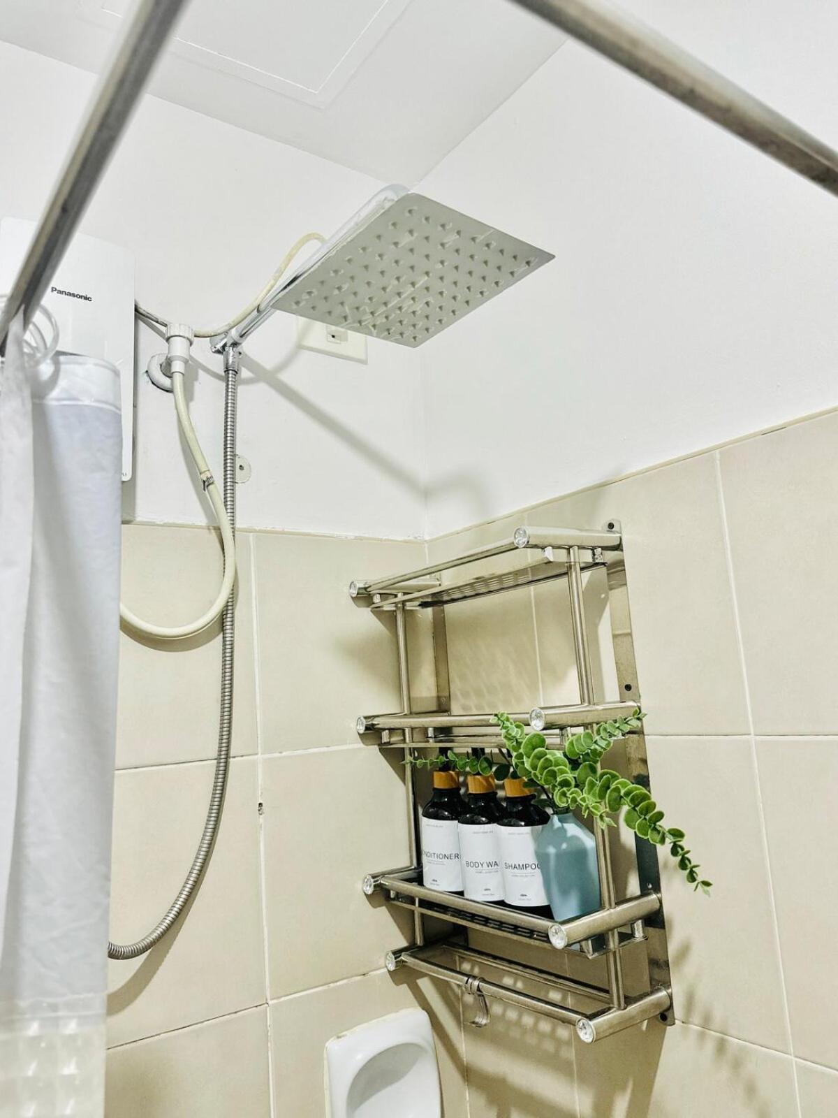 In Taguig Near Bgc By Flourish Dreamscape Apartment Manila