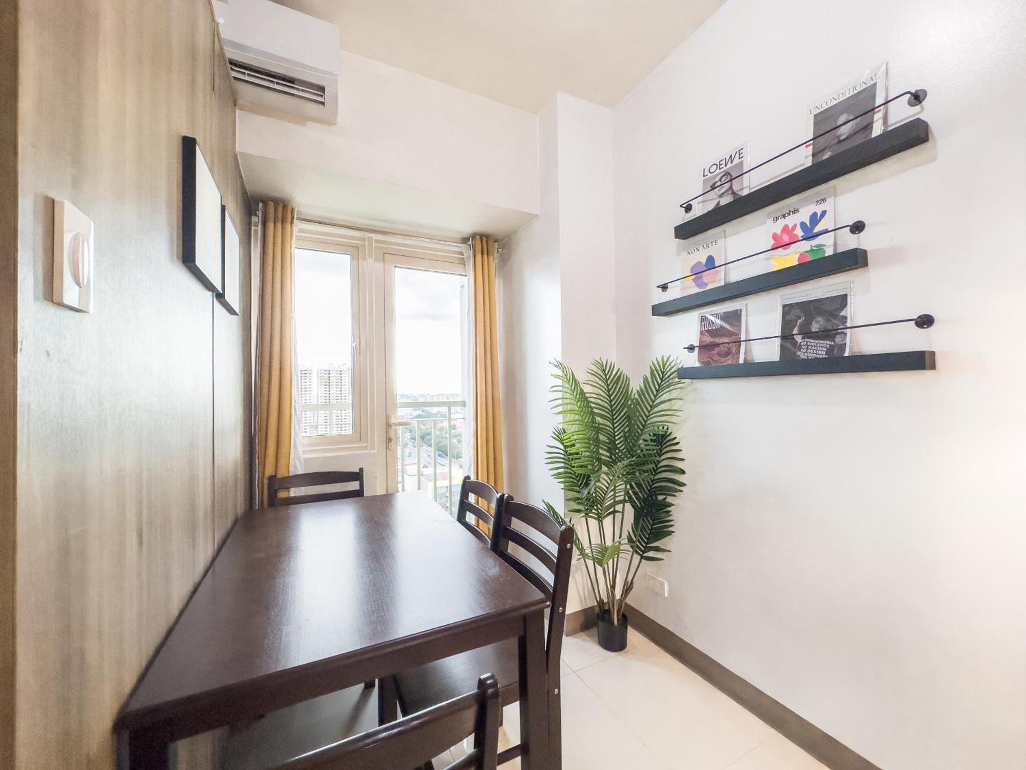 Gemstonebr In Smdc Coast Residences