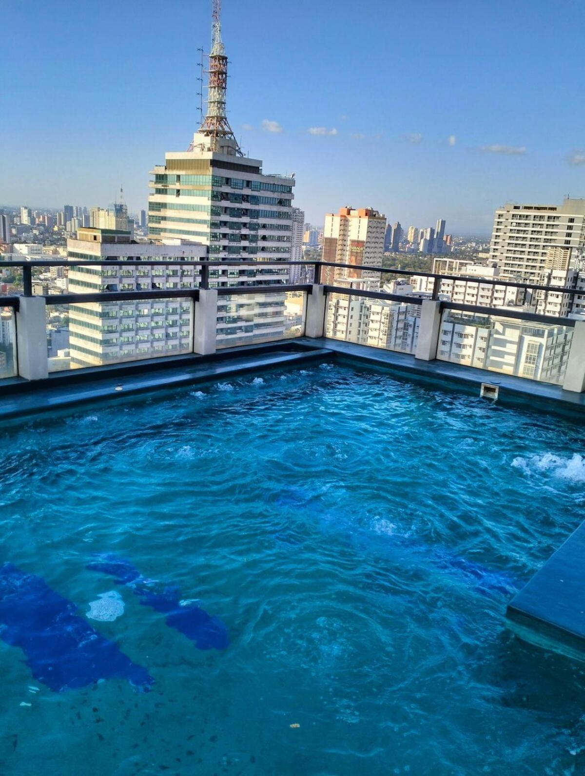 Flair Towers Urban Staycations Apartment Manila