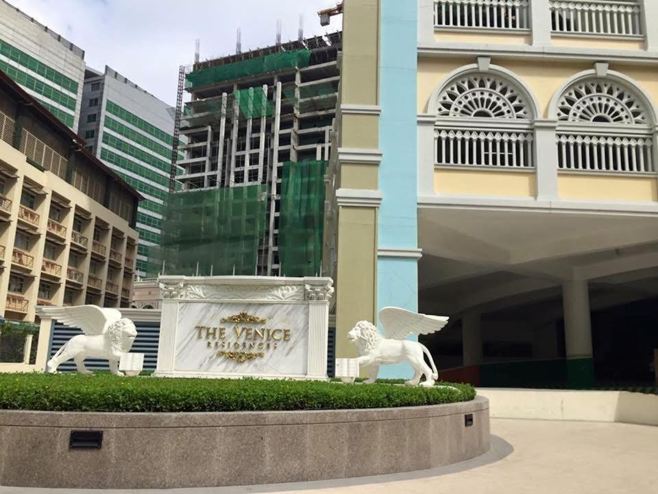 Staycation At The Venice Luxury Residences - Tower A Near Venice Grand Canal, Mckinley Hills * Manila