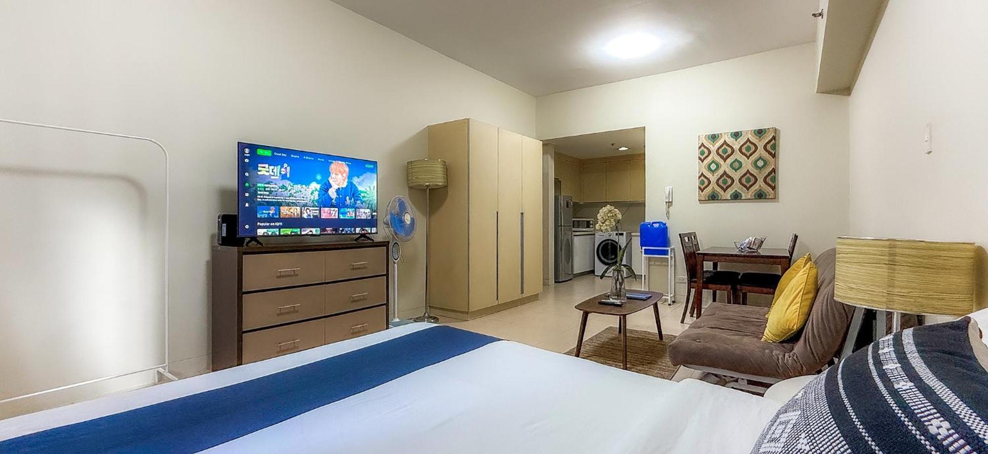 Full-serviced Residential In The Infinity, Bgc Hotel