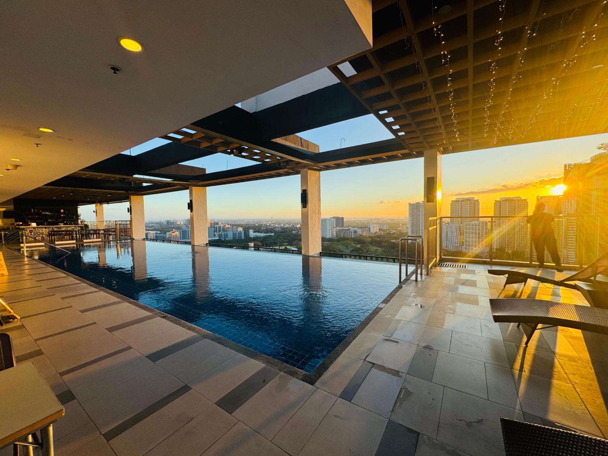 Apartment Cozy 1 - The Residences Bgc Taguig Manila