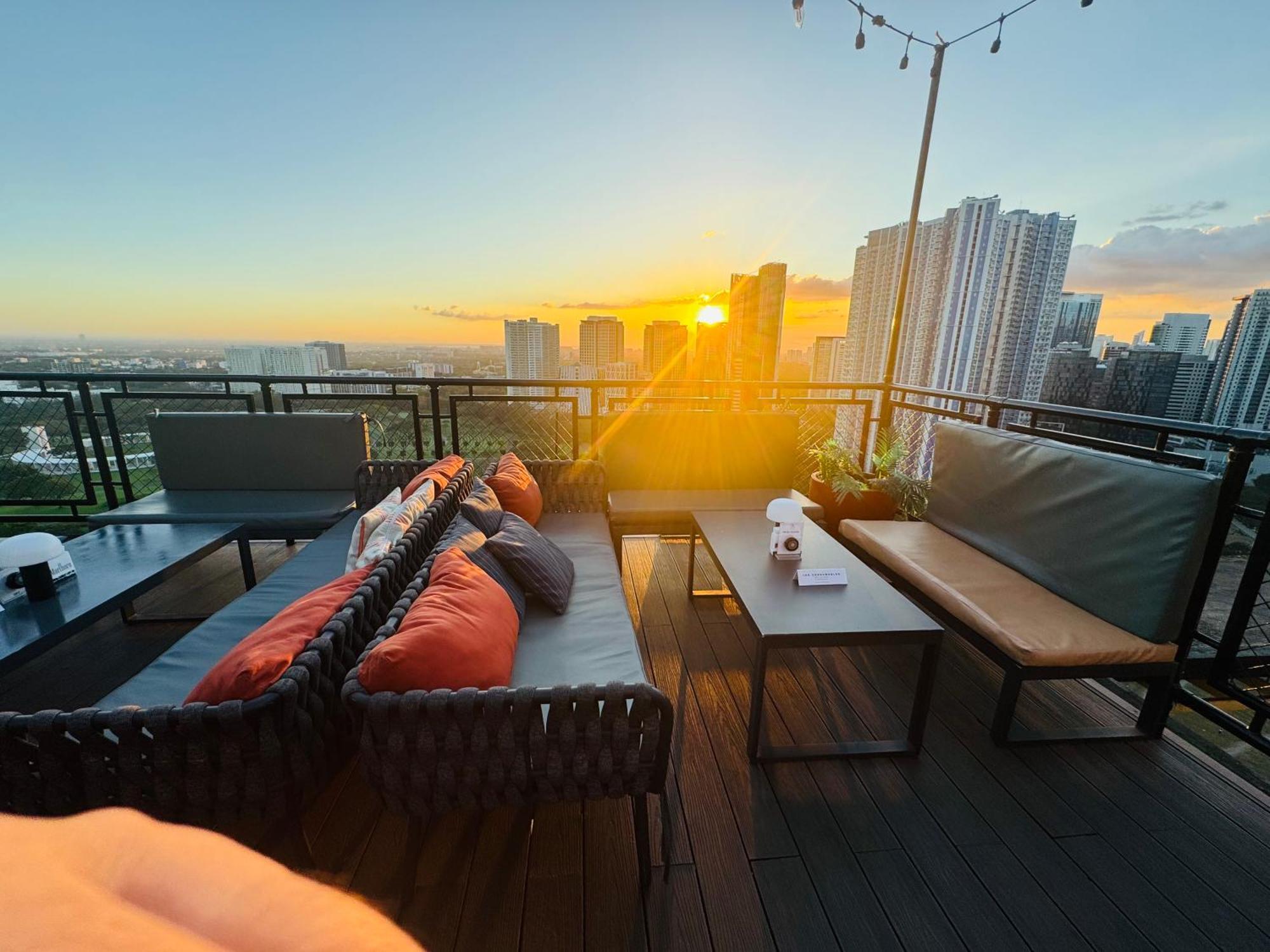 Cozy 1 - The Residences Bgc Taguig Apartment Manila