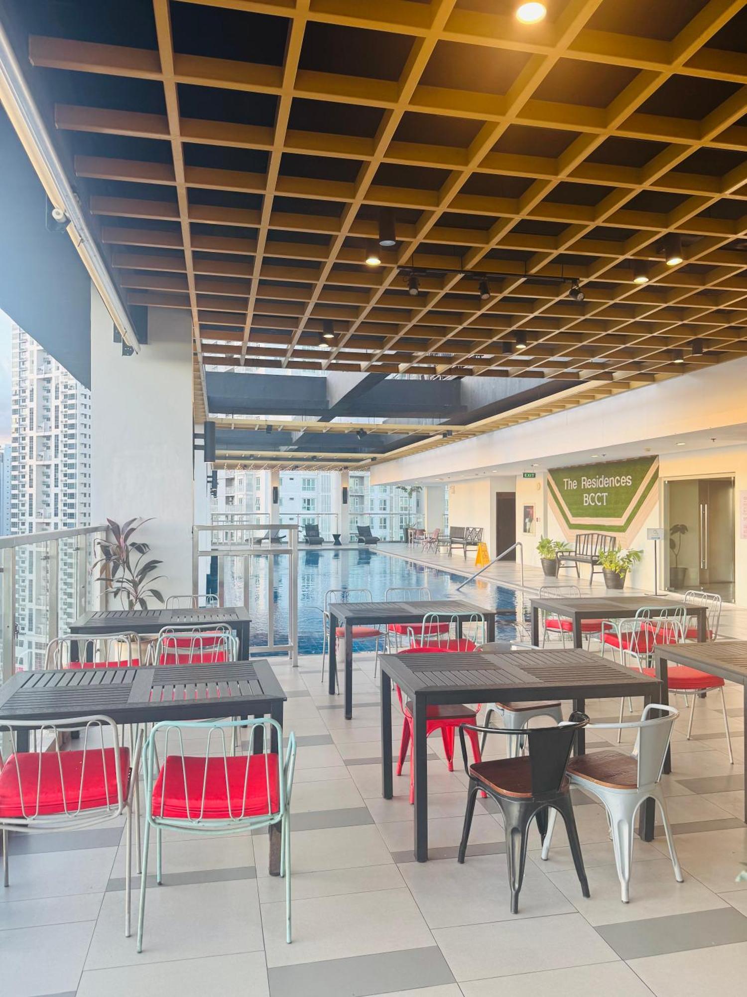 Apartment Cozy 1 - The Residences Bgc Taguig Manila