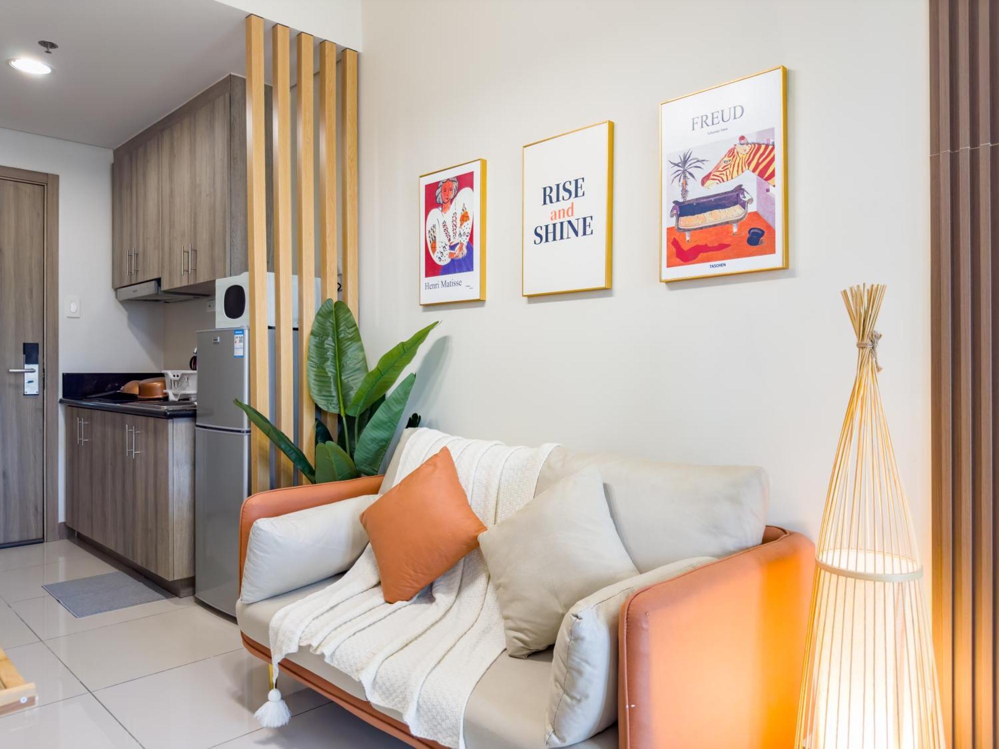Apartment Gemstonebr In Smdc Coast Residences