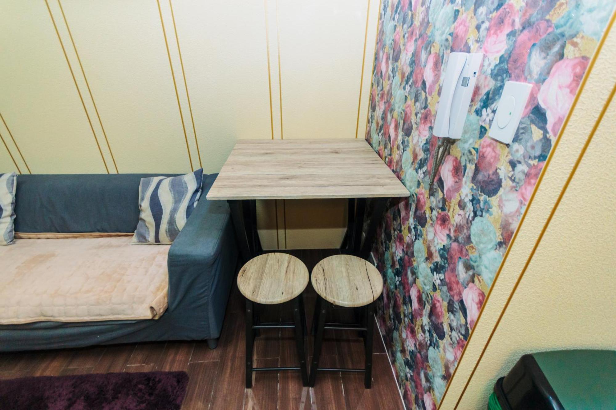 Apartment The Vibrant Cool 4254 Memorable Swim Gym Park Laugh Manila