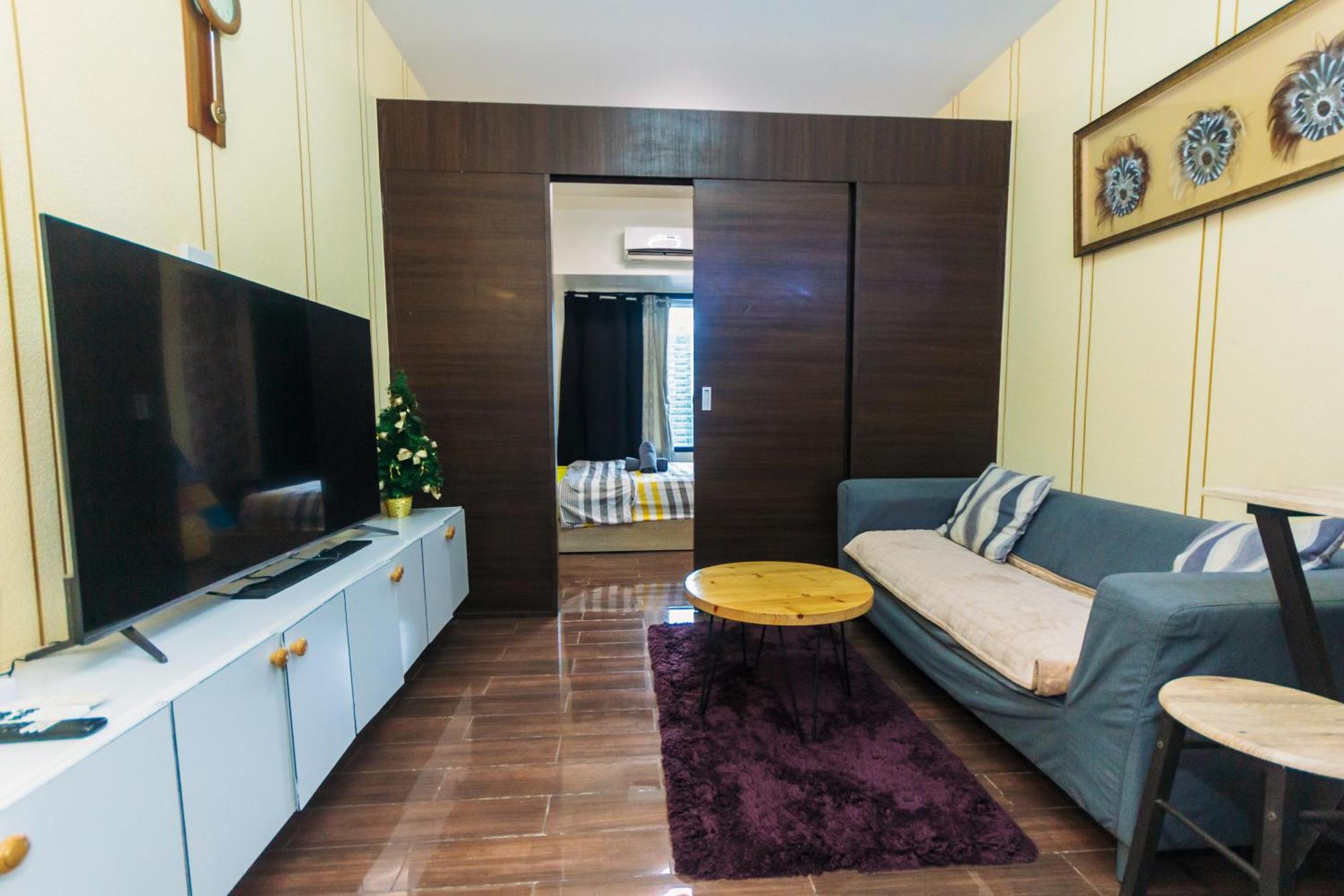 Apartment The Vibrant Cool 4254 Memorable Swim Gym Park Laugh Manila