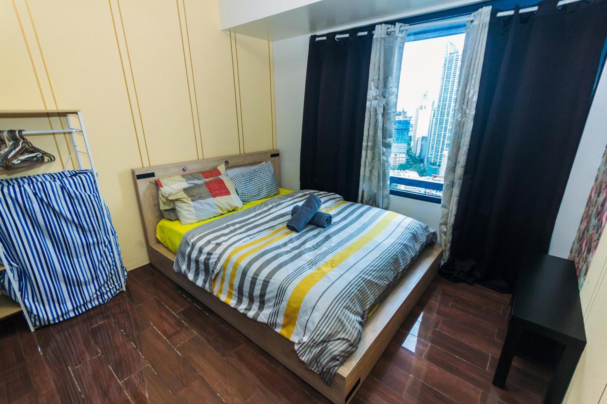 Apartment The Vibrant Cool 4254 Memorable Swim Gym Park Laugh *
