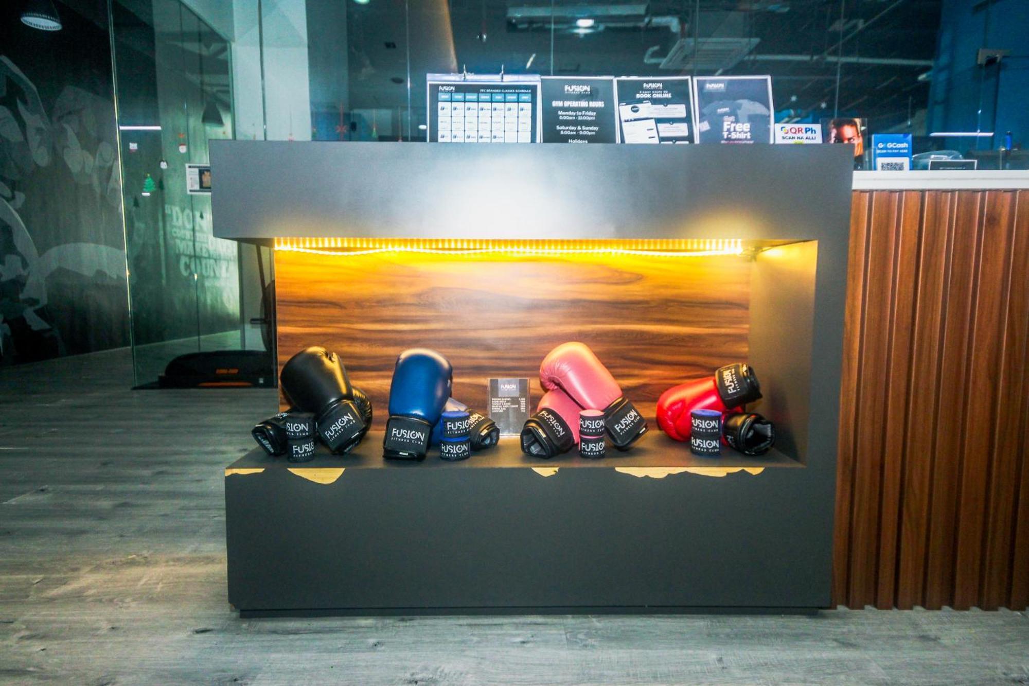 Urban Hideaway Cozy Makati Giggles Swim Gym Park Laugh Eat 3352 Manila