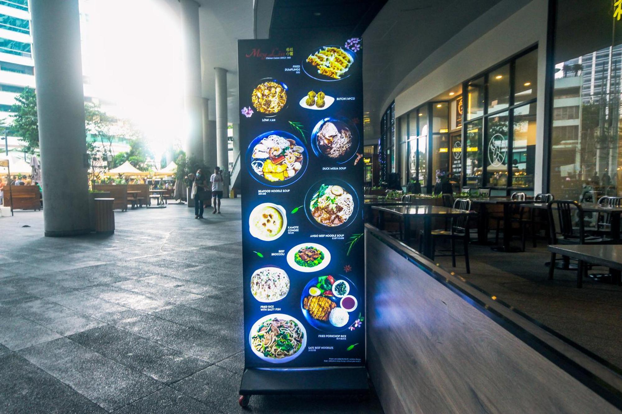 Urban Hideaway Cozy Makati Giggles Swim Gym Park Laugh Eat 3352 * Manila