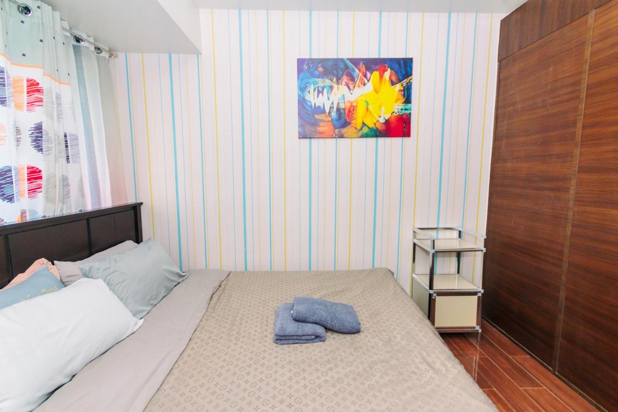 Urban Hideaway Cozy Makati Giggles Swim Gym Park Laugh Eat 3352