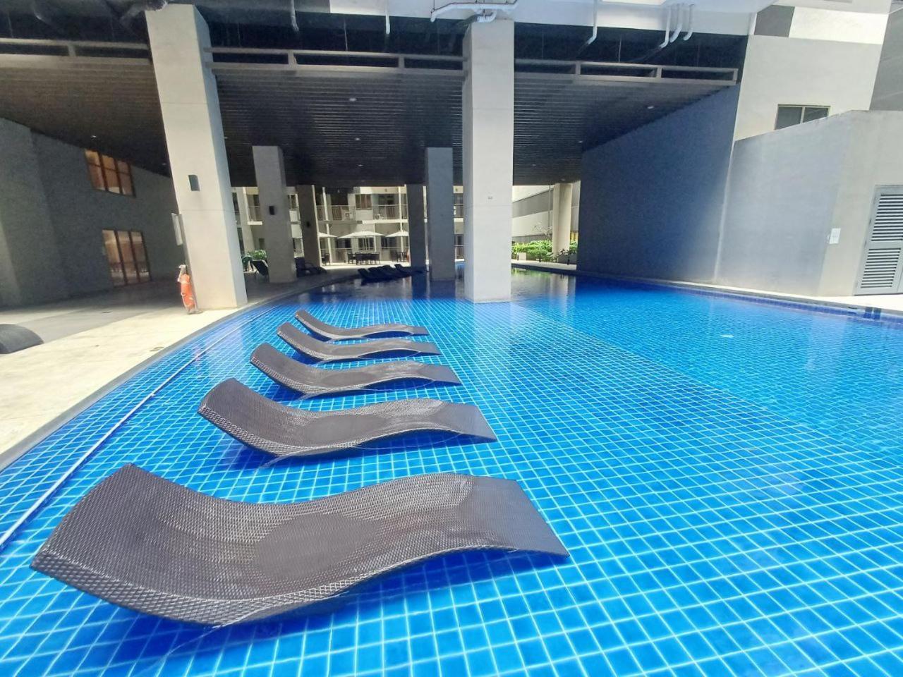 Pasay Daily Rent Near Naia Airport And Mall Of Hotel 3*