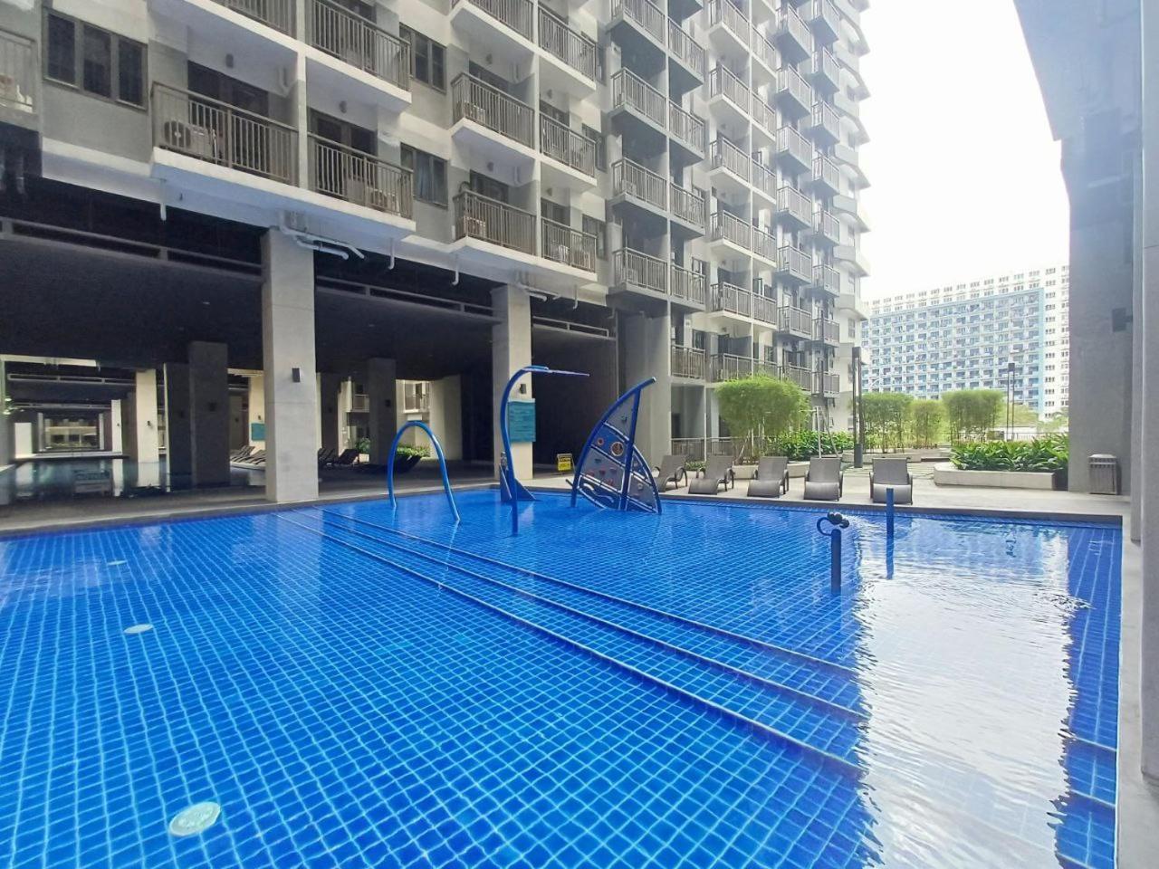 Pasay Daily Rent Near Naia Airport And Mall Of Hotel 3*