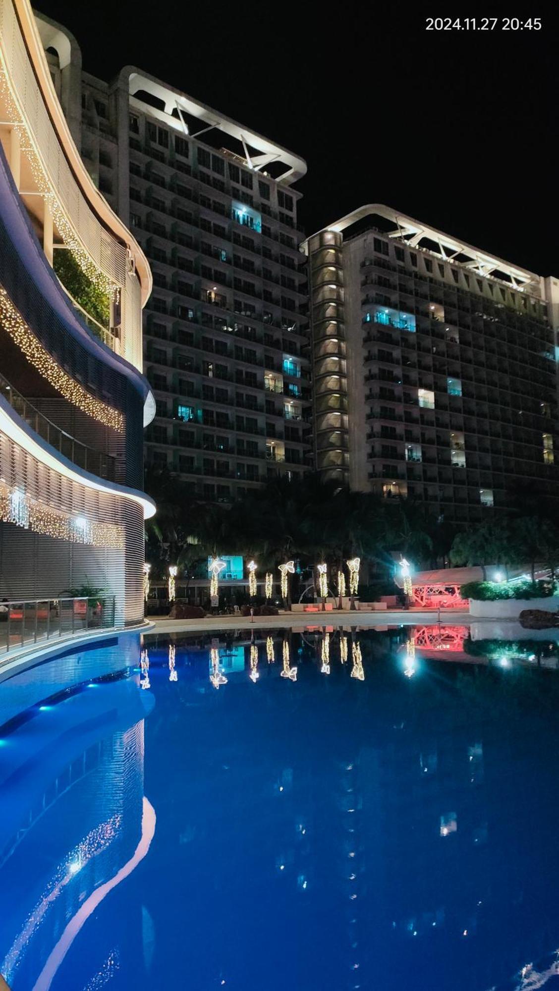 Urban Azure Residences West Service Road Paranaque Aparthotel