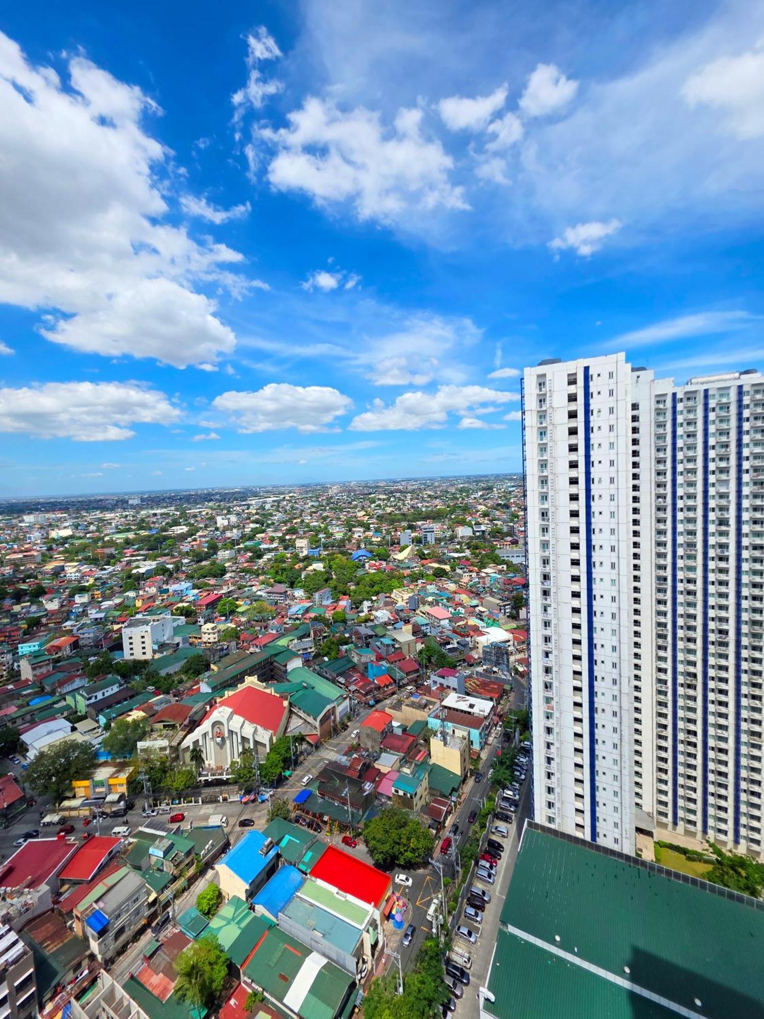 The Grass Residences Tower 4 - 35th Floor * Manila