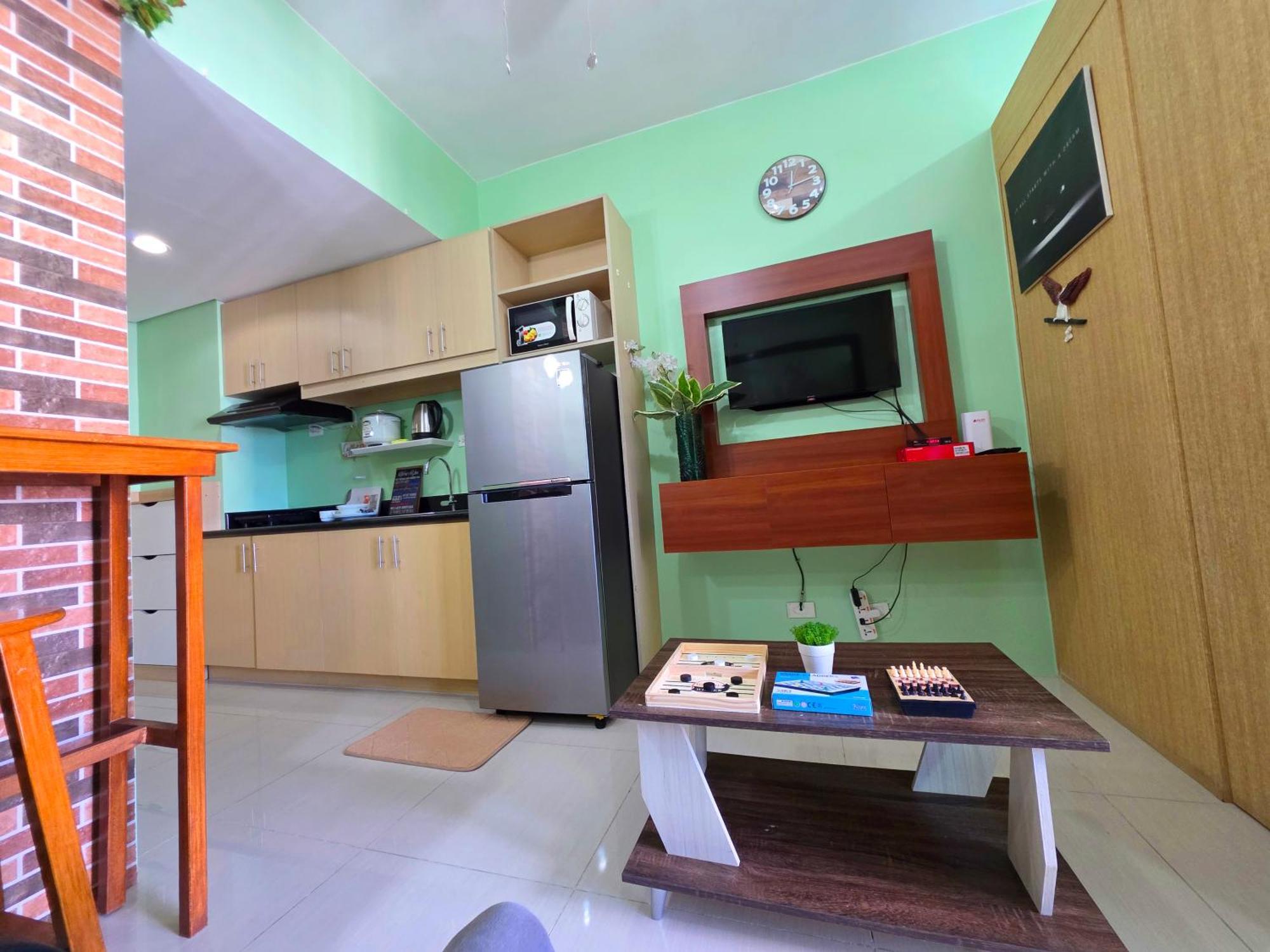 The Grass Residences Tower 4 - 35th Floor Aparthotel Manila