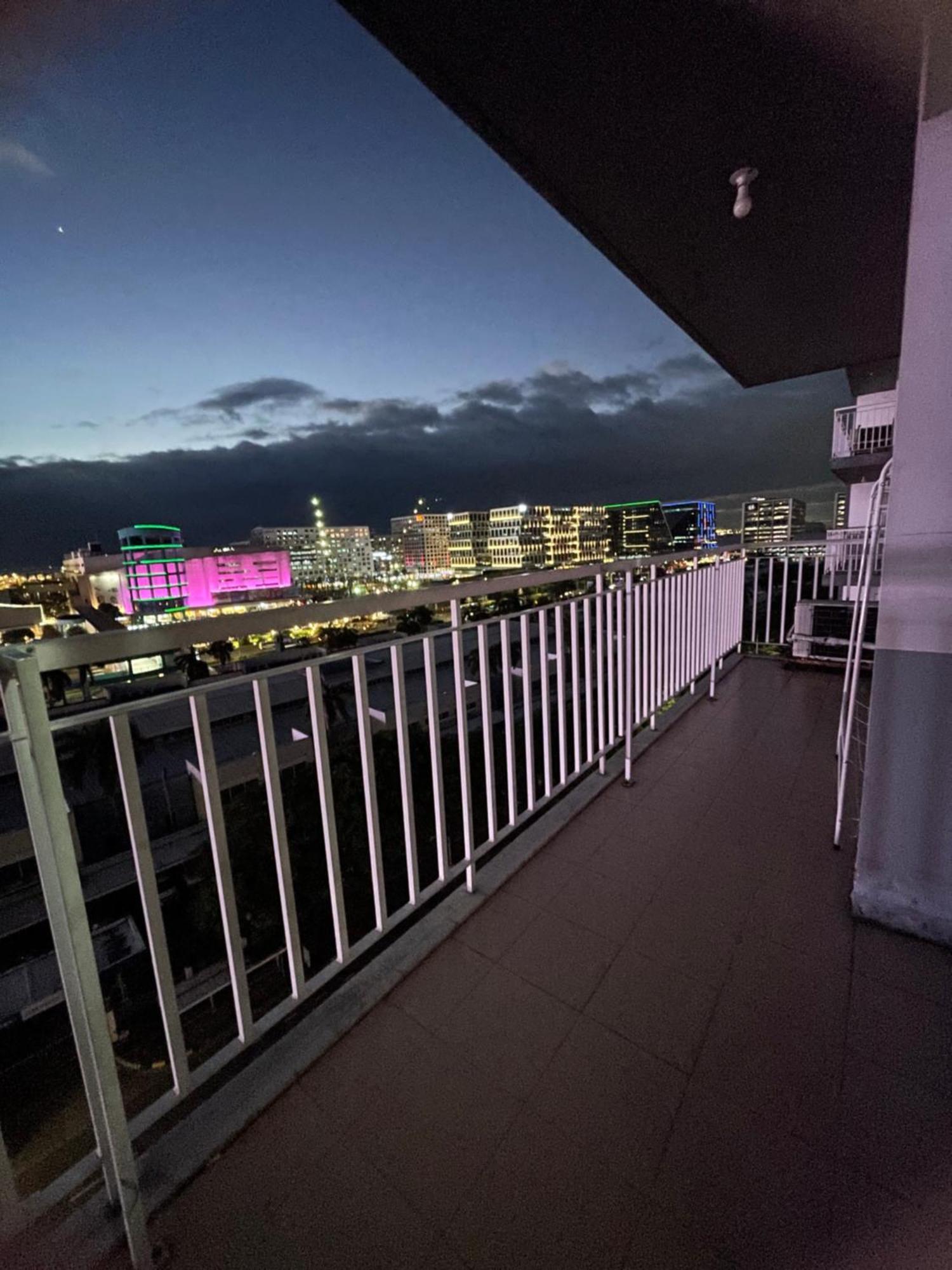 Apartment 3br Moa View Firework Big Balcony 1148 *