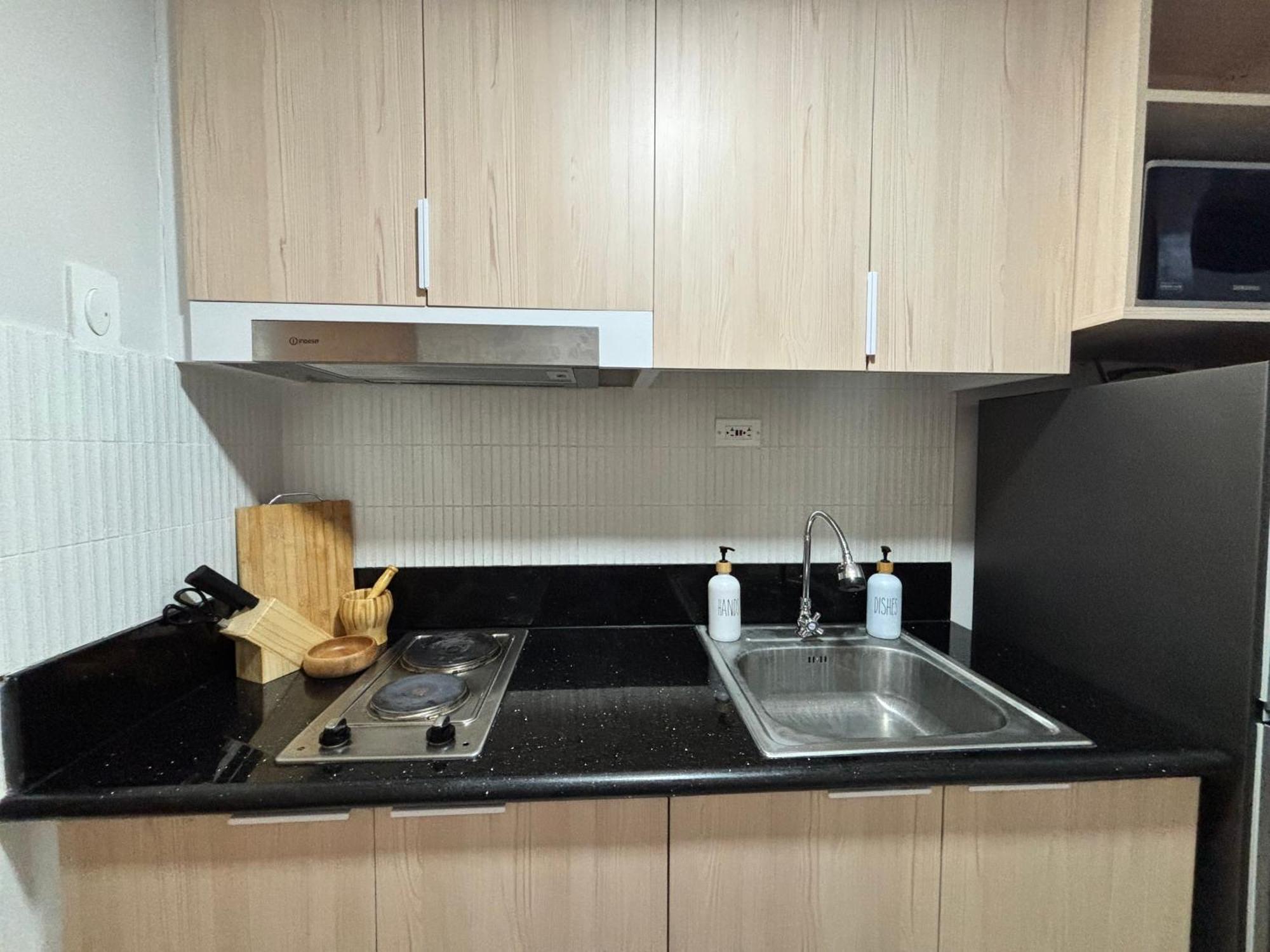 Whole Unit Near Mall Of - Calix Unit Aparthotel Manila