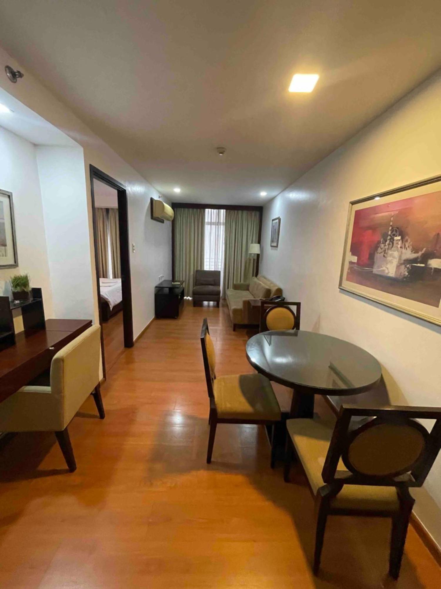 Apartment A Venue Residences Tower 8o Manila