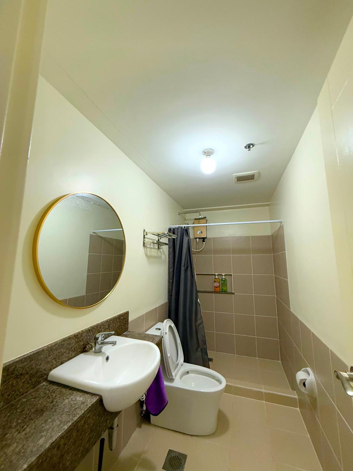 Vincondotel Near Bgc 2br Fairlane 2409 Aparthotel Manila