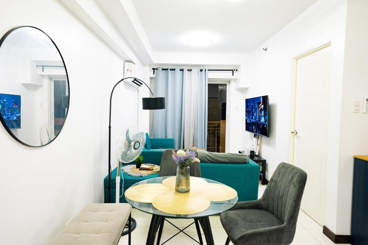 Cozy Spacious 2br At North Edsa Qc Apartment *