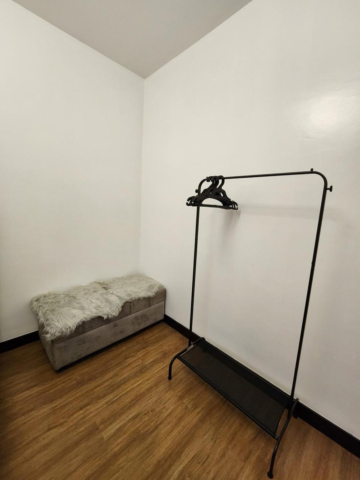 Cozy Spacious 2br At North Edsa Qc Apartment Manila