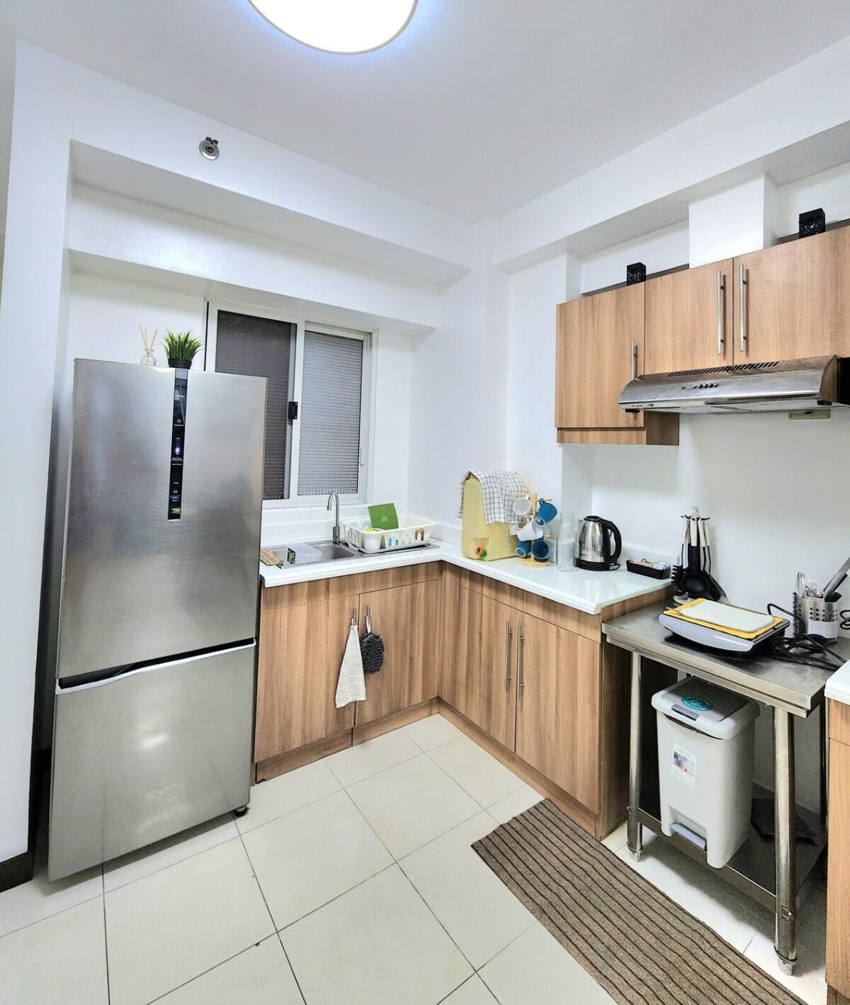 Cozy Spacious 2br At North Edsa Qc Apartment