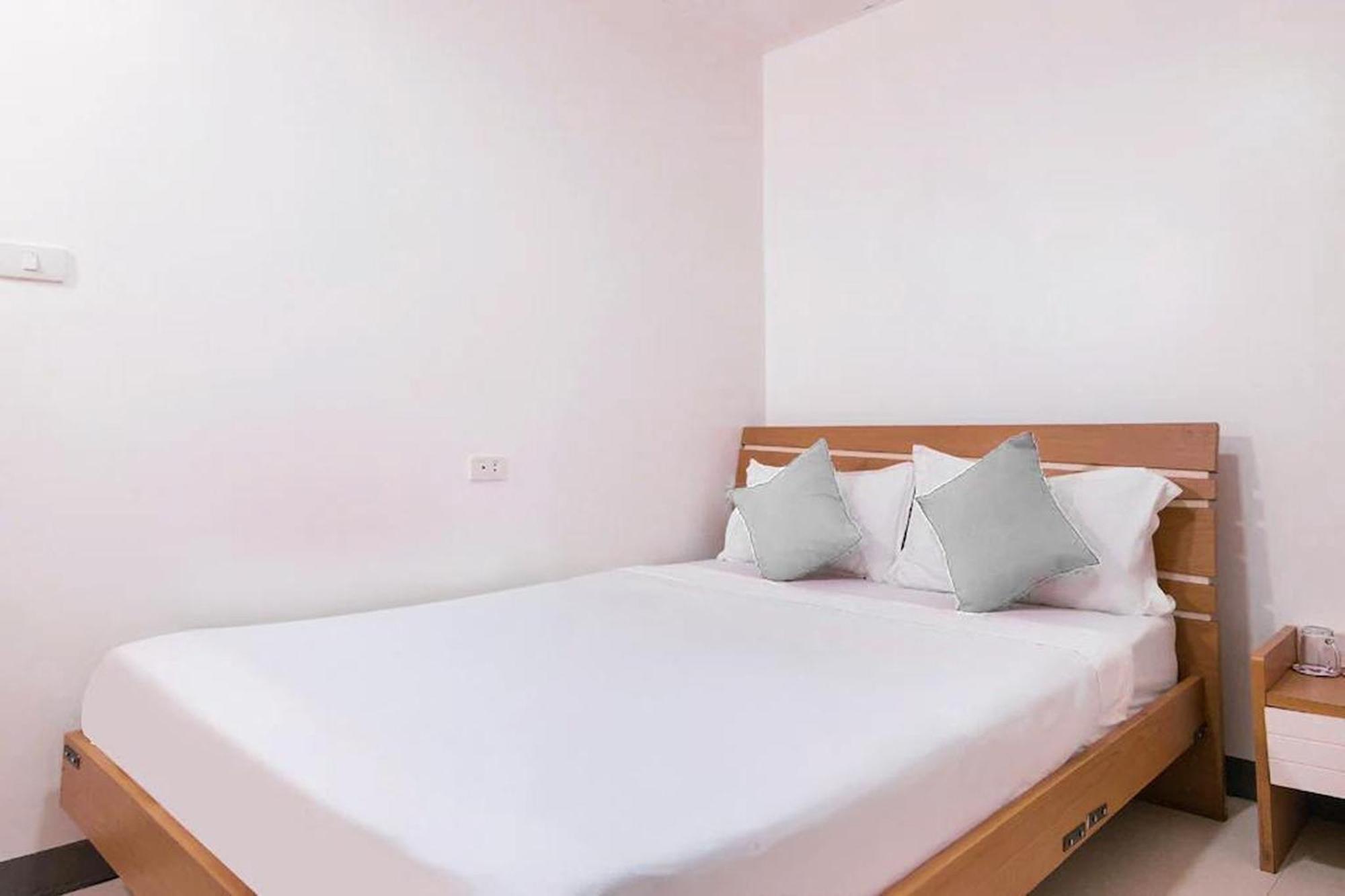 Lucky Hotel 2*