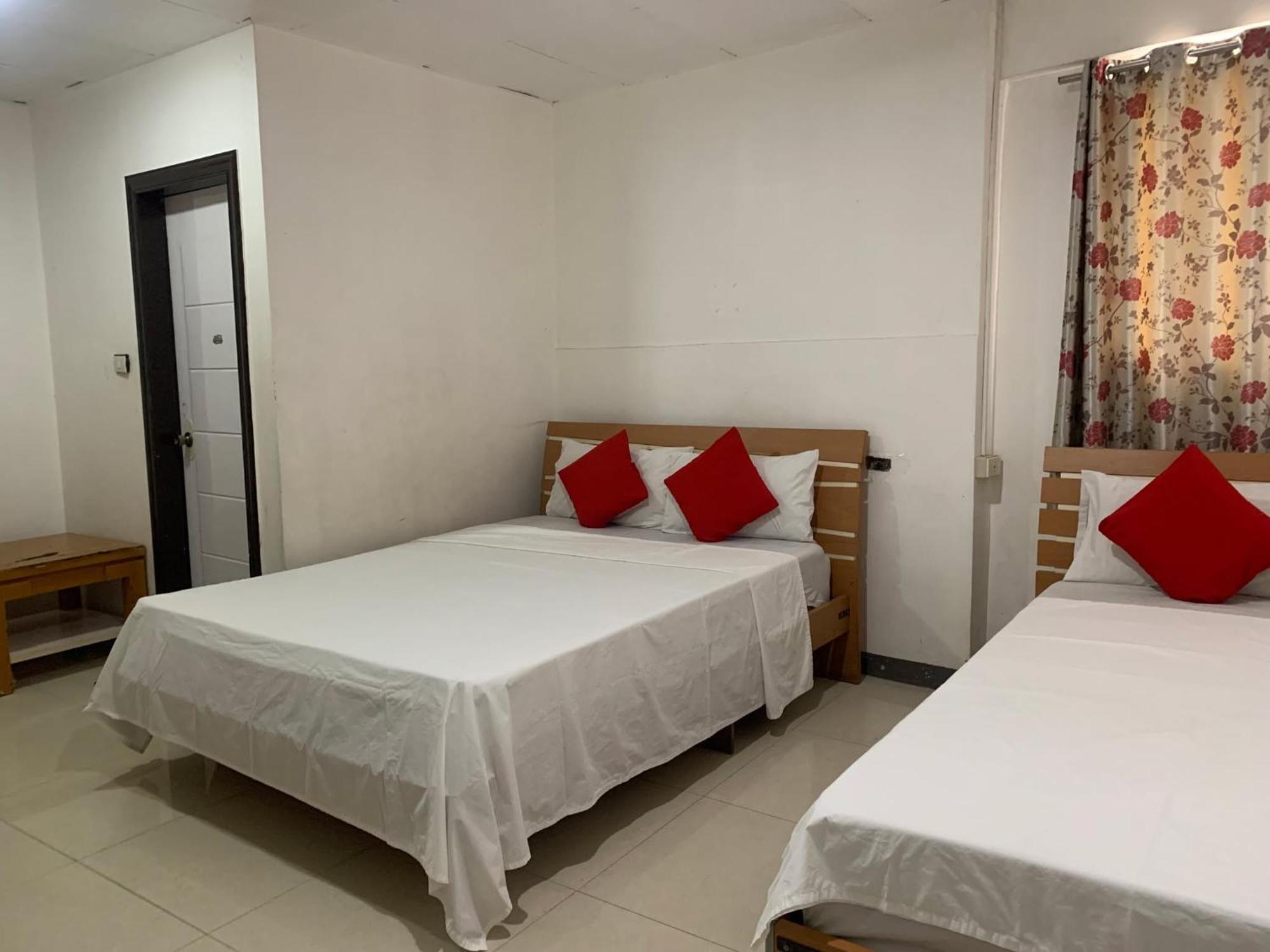Lucky Hotel Manila