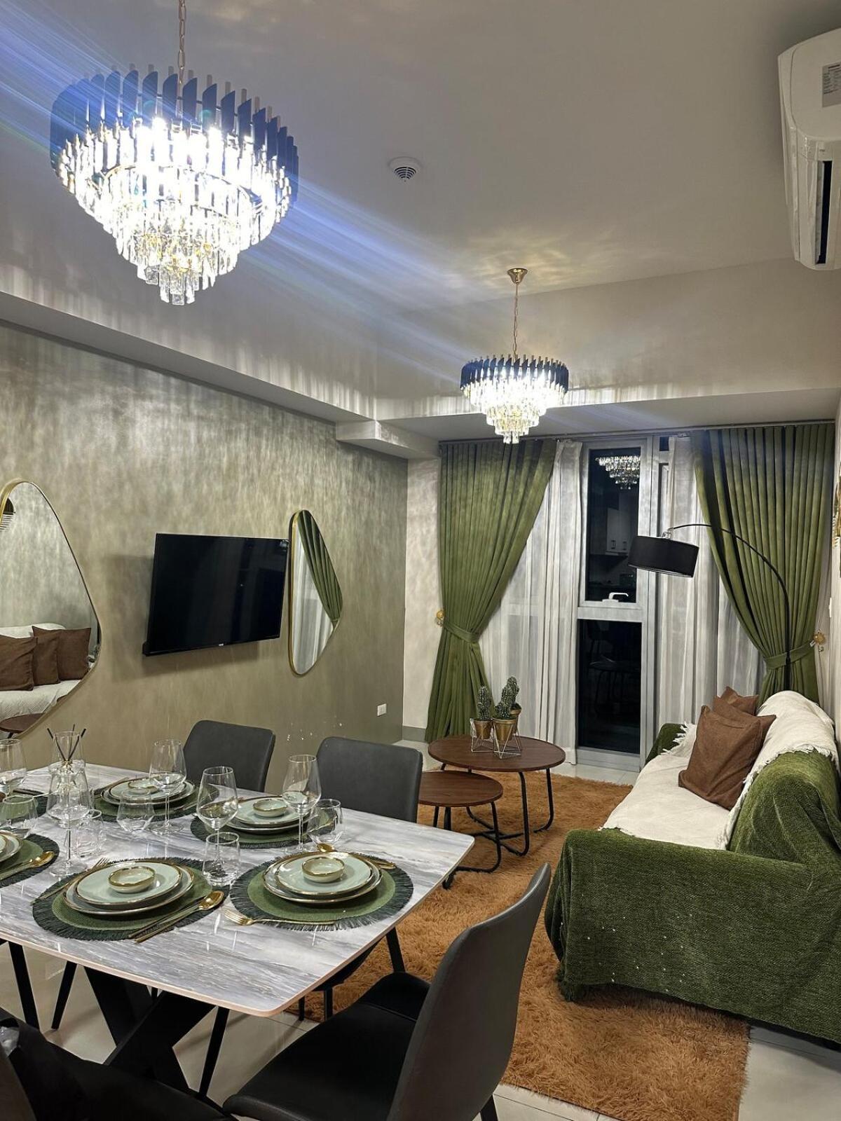 King Size 3-bedroom In Uptown Parksuites Bgc