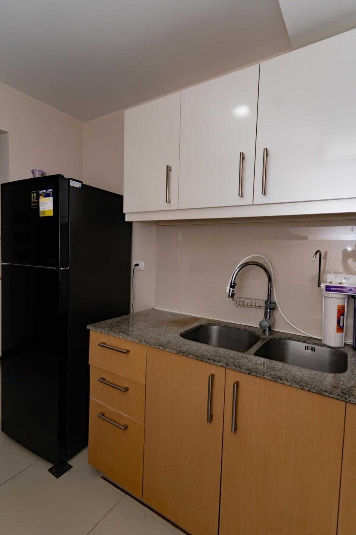 Spacious 3br In Uptown Bgc With King Size Bed, Near Malls And Restaurants * Manila