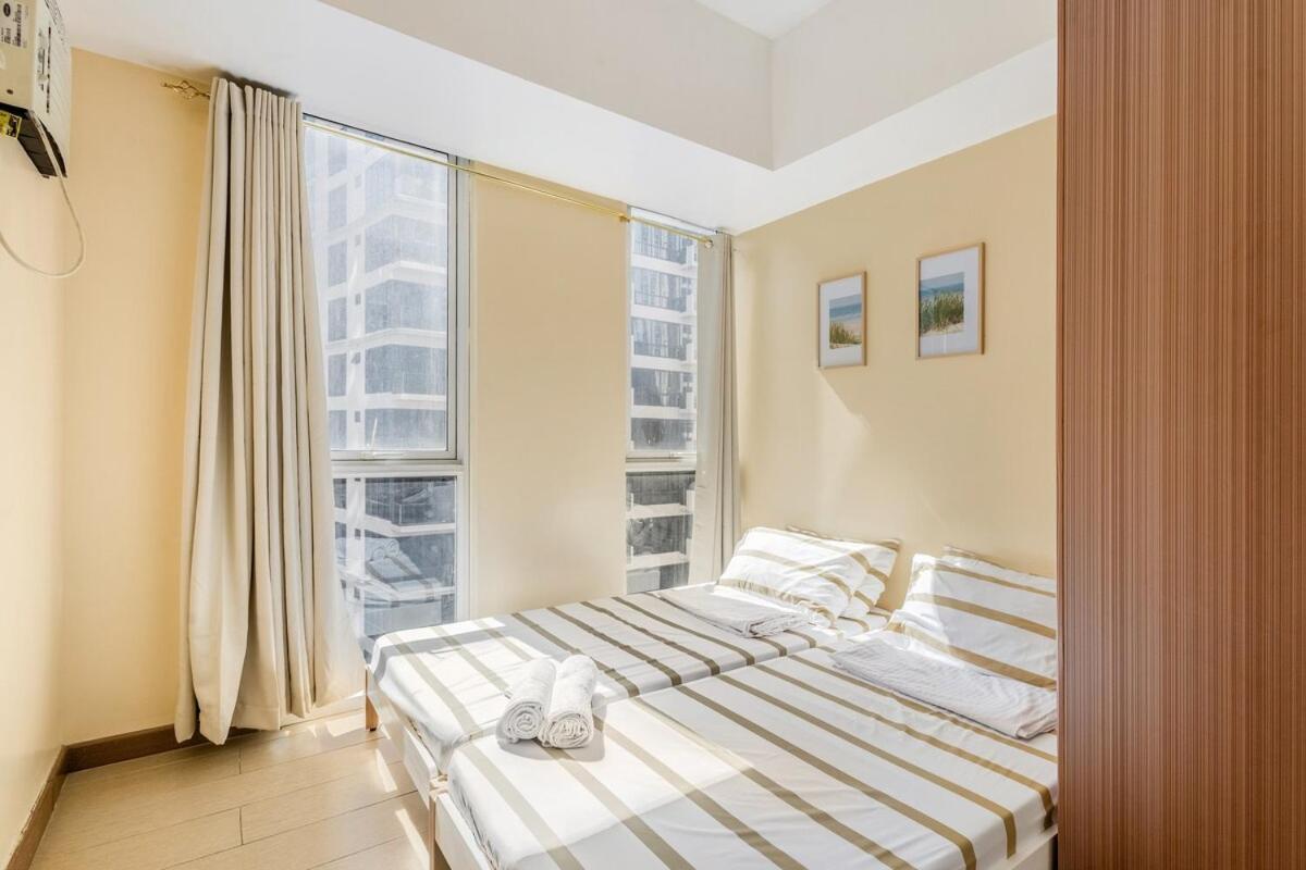 Apartment Minimalist Haven 3br Unit At Mckinley Hill