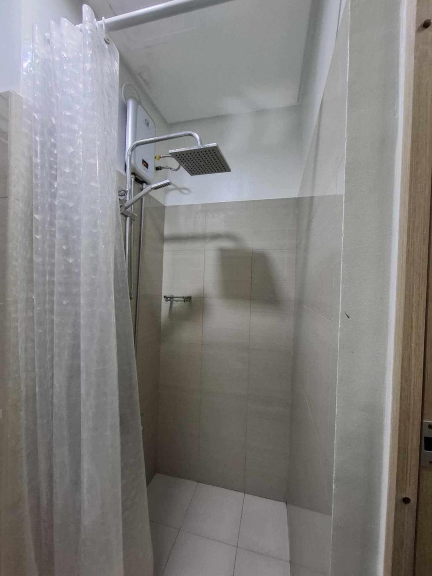 Shore 2 Residences Moa Pasay Naia