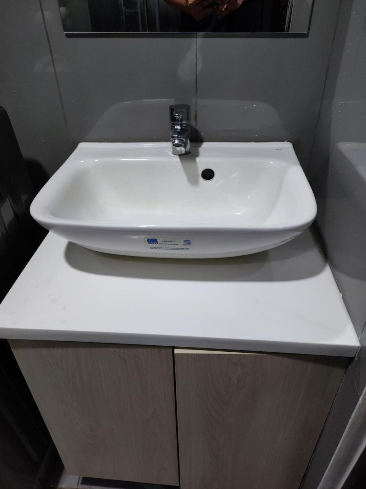 Newly Designed 1br Of Makati *