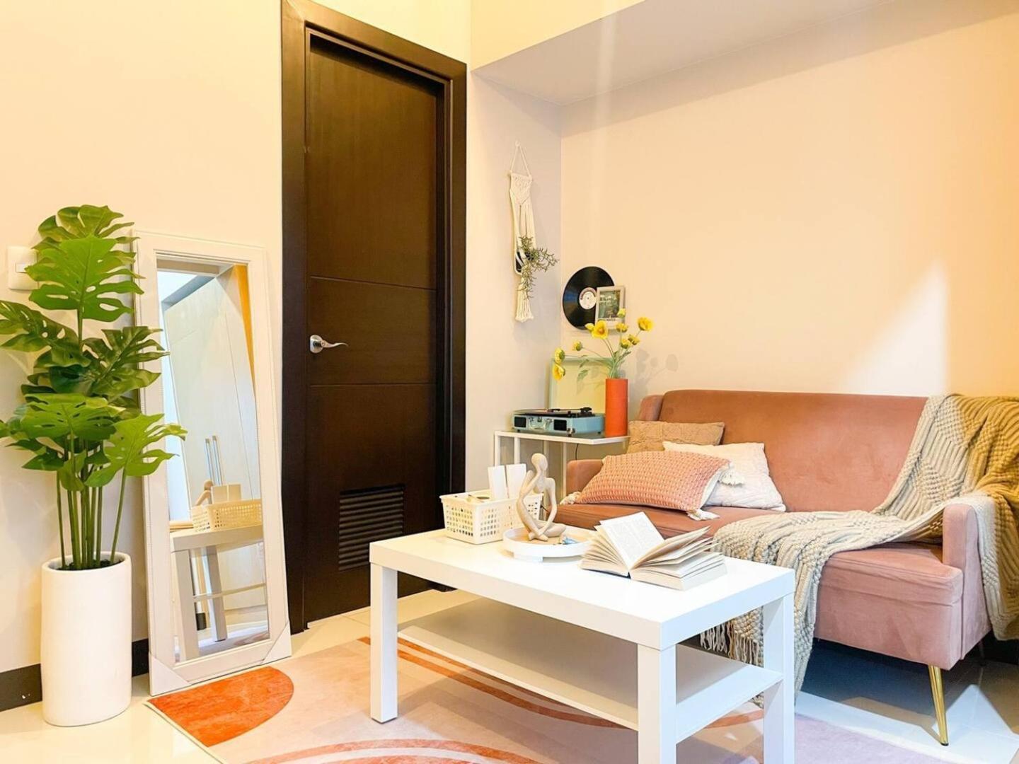 Holiday home Luxurious Modern Bgc At Uptown #upt131h
