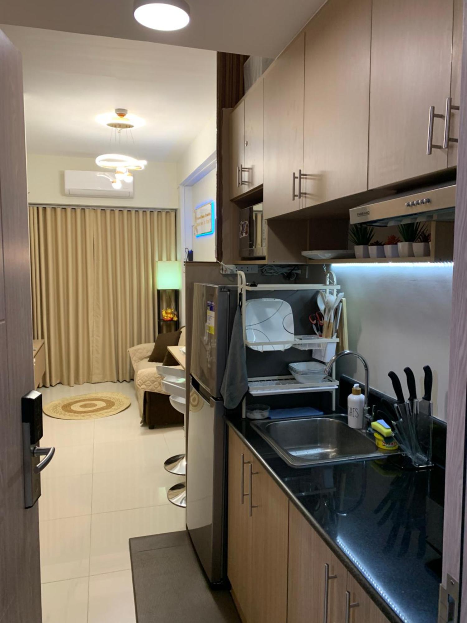 Aparthotel Peacetime Field Residences Bldg 6 U1006b