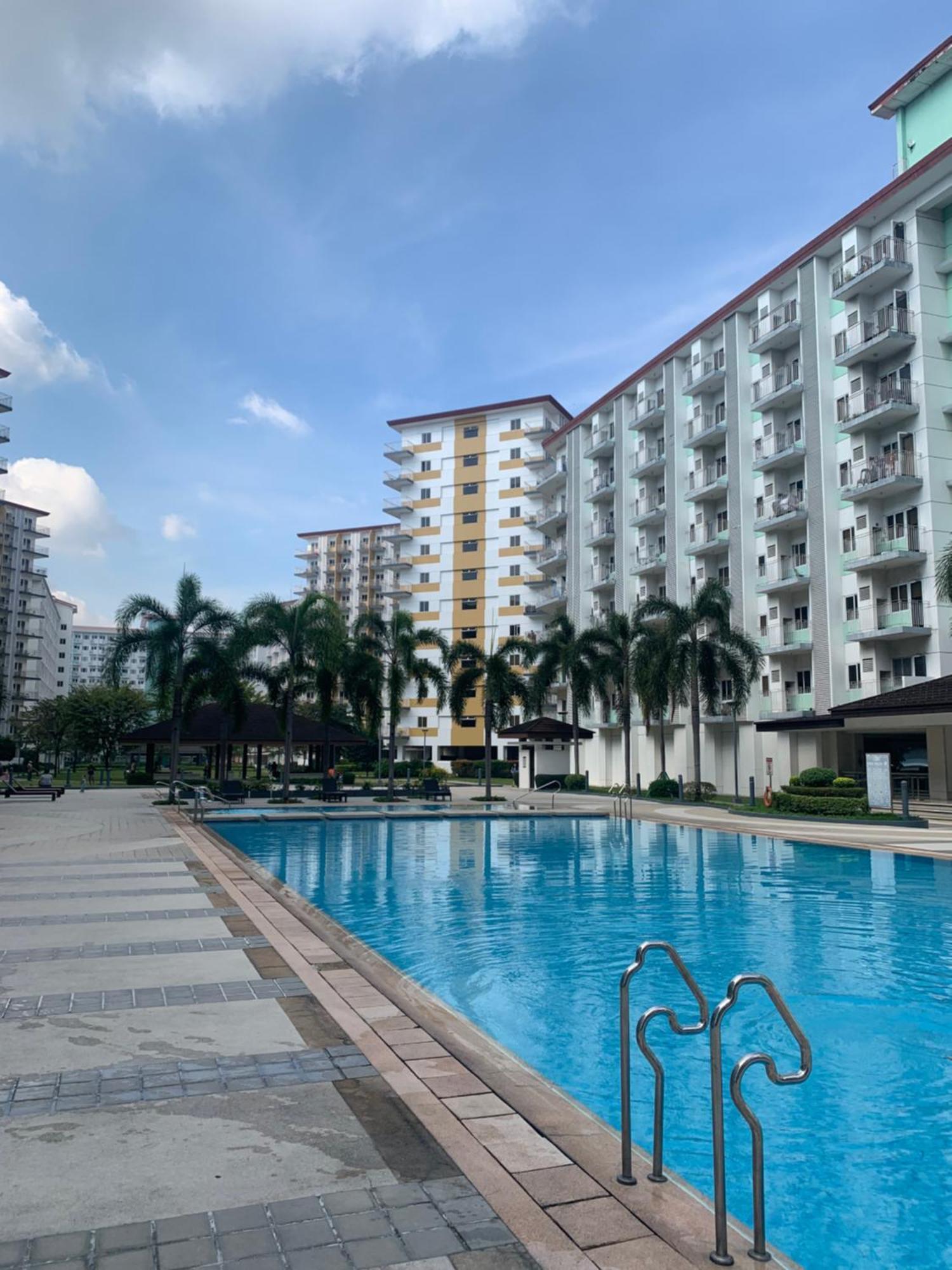 Peacetime Field Residences Bldg 6 U1006b Aparthotel Manila