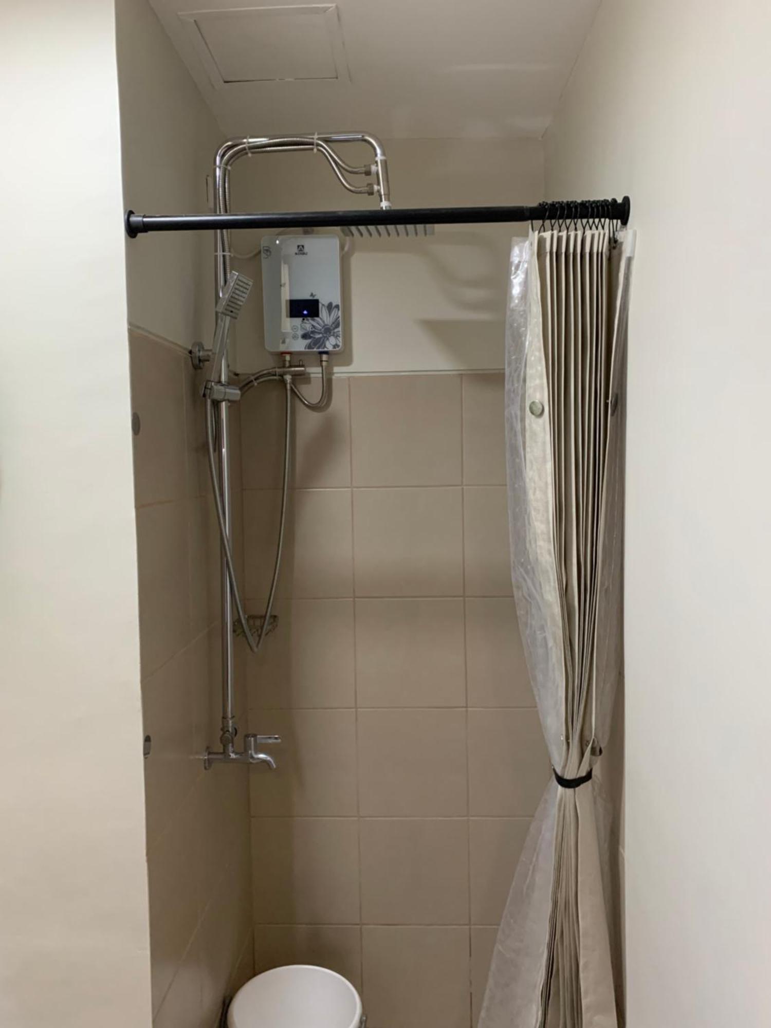 Aparthotel Peacetime Field Residences Bldg 6 U1006b Manila