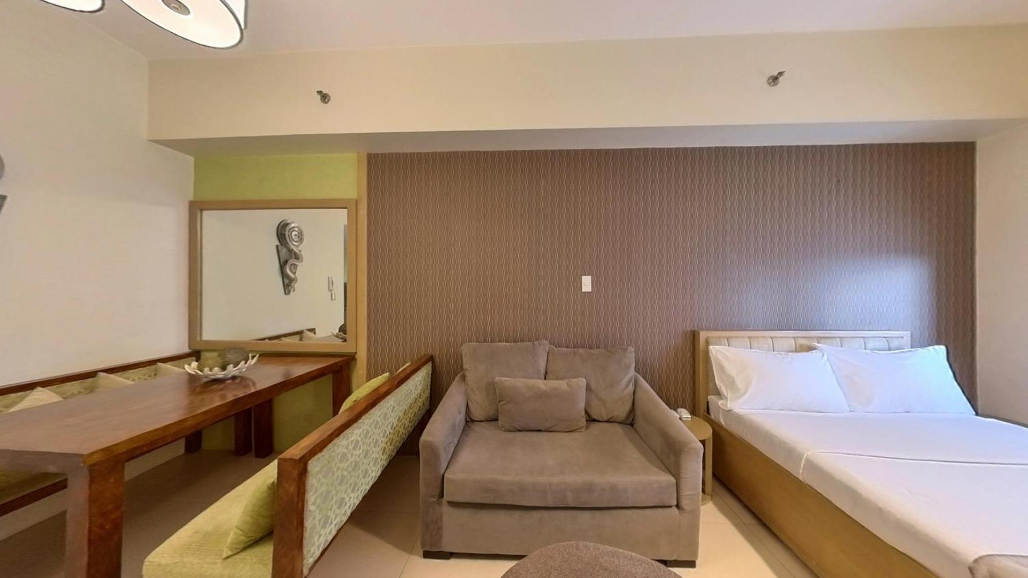 Full-serviced Residential In The Infinity, Bgc *