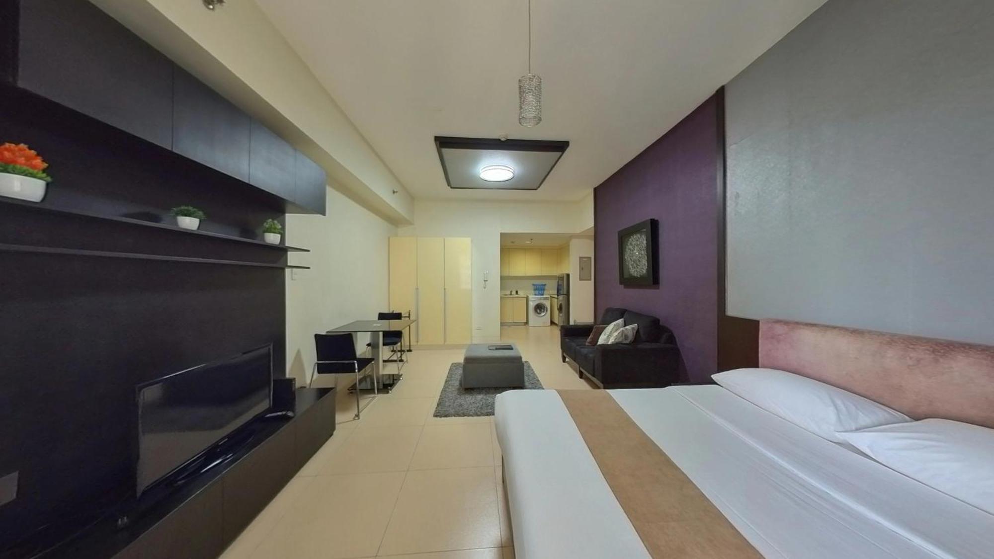 Full-serviced Residential In The Infinity, Bgc Hotel *
