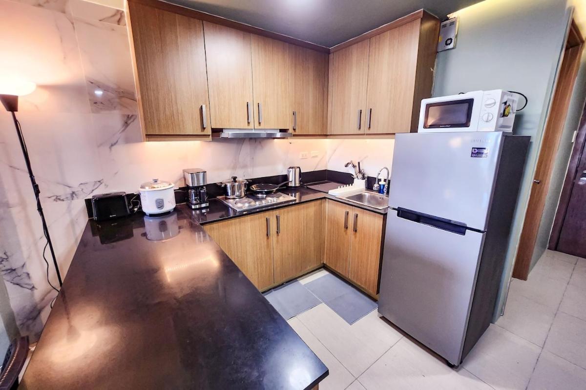 Lush 2br 98sqm Moa 200mbps Netflix Xbox Printer *