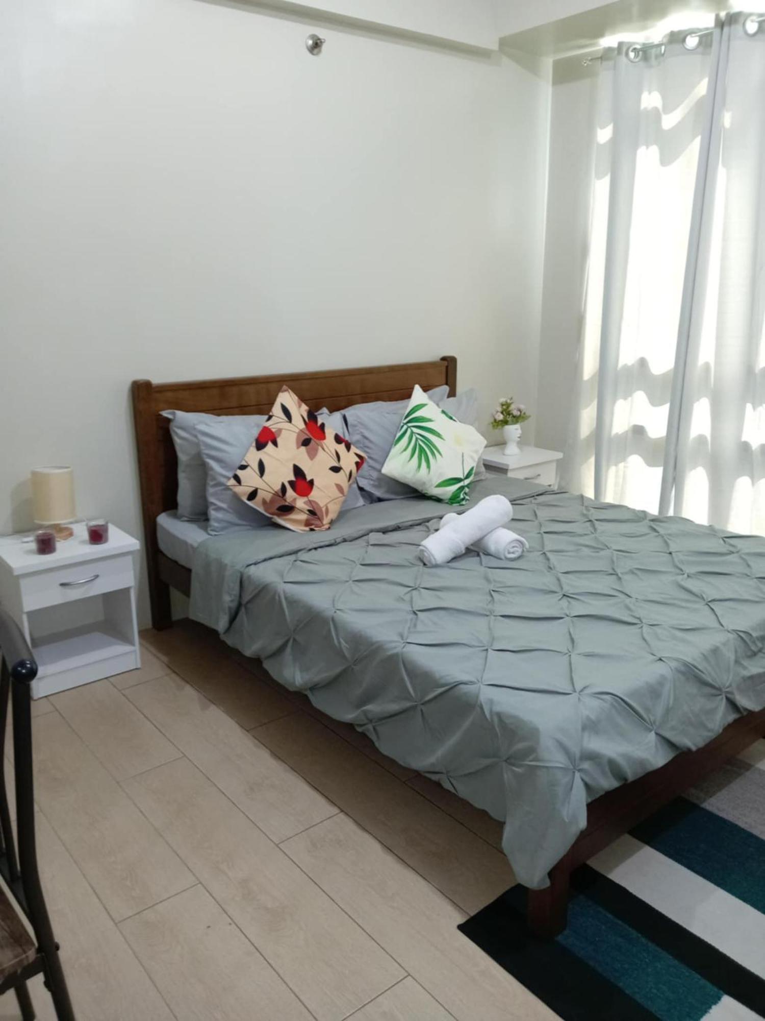 Happy Condotel Near Naia T3 Apartment