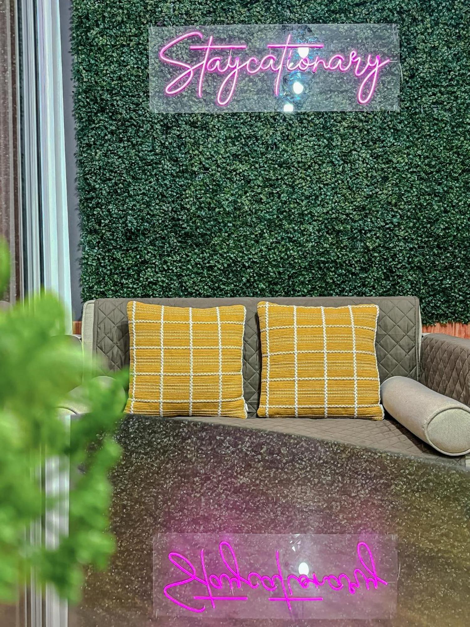Azure Urban Residences - Staycationary Miami 1710 Aparthotel *