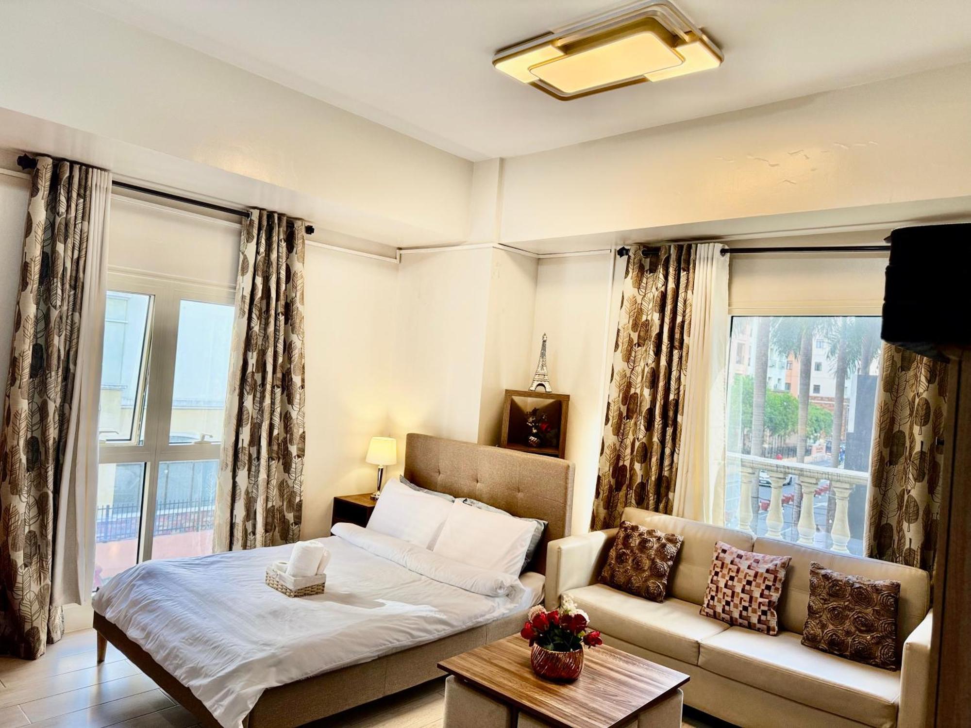 Apartment Affordable Across Naia T3