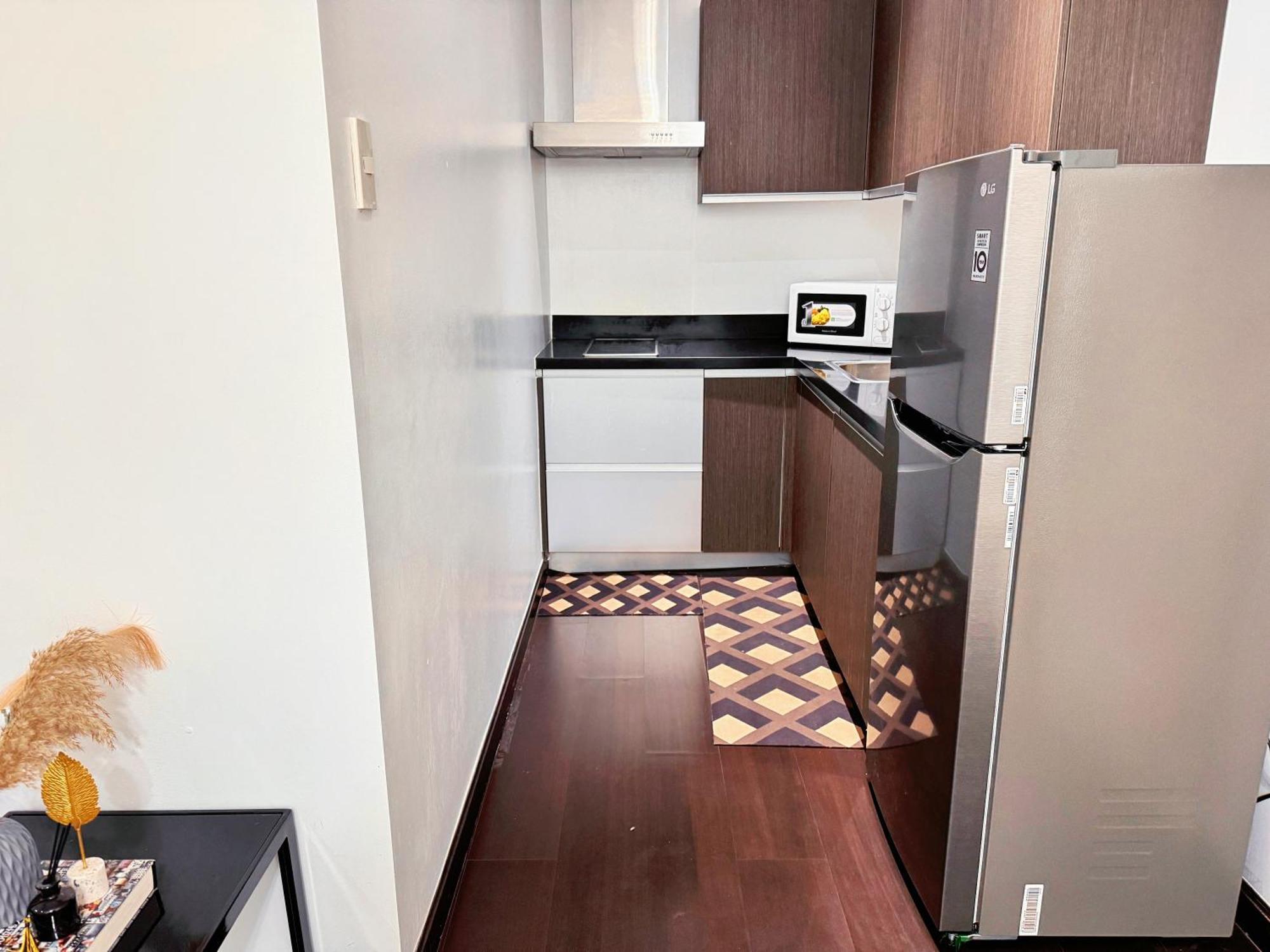 The Gramercy Residences New Sleek 1br Suite, 600mbps Wifi, Netflix & Free Amenities Hotel